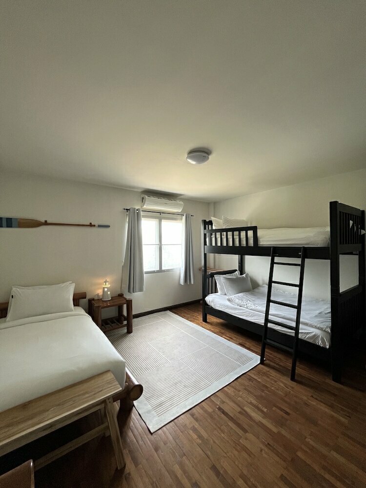 Hotel Nautical Home Bed & Breakfast Khaolak, Phang Nga Province, photo