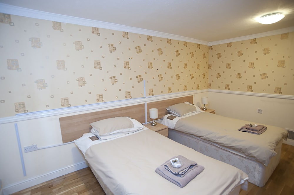 Фото Park Hall Suites