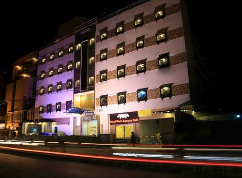 Гостиница Hotel Marco Polo Lahore в Лахоре