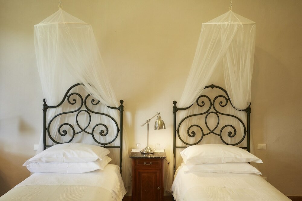 Фото La Pescaia Resort