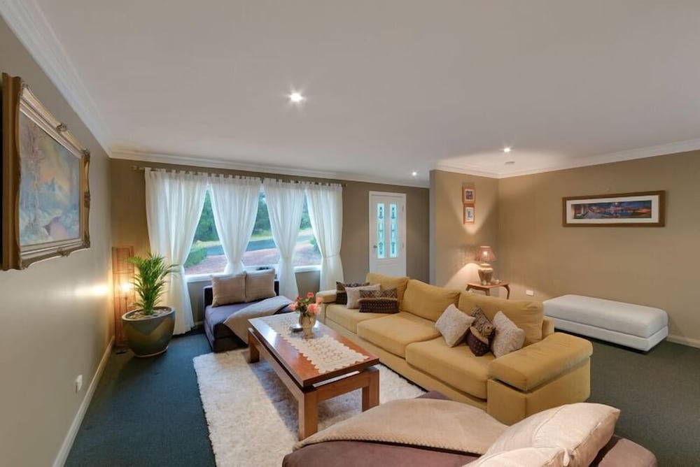 Фото Mountainside B&b