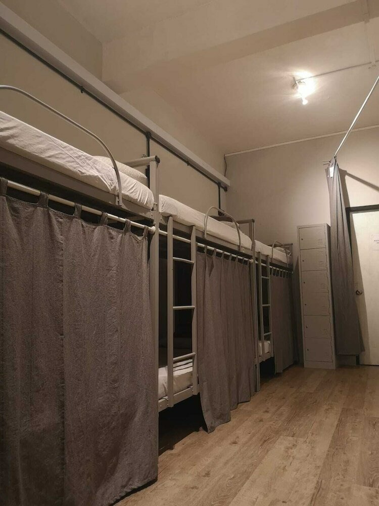 Фото Urban Hostel