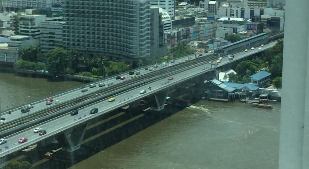 Short-term housing rental Baan Sathorn Riverfront, Bangkok, photo