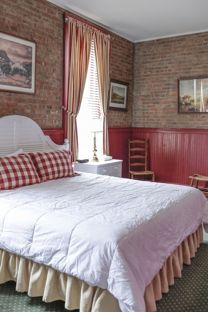 Фото Beekman Arms Hotel