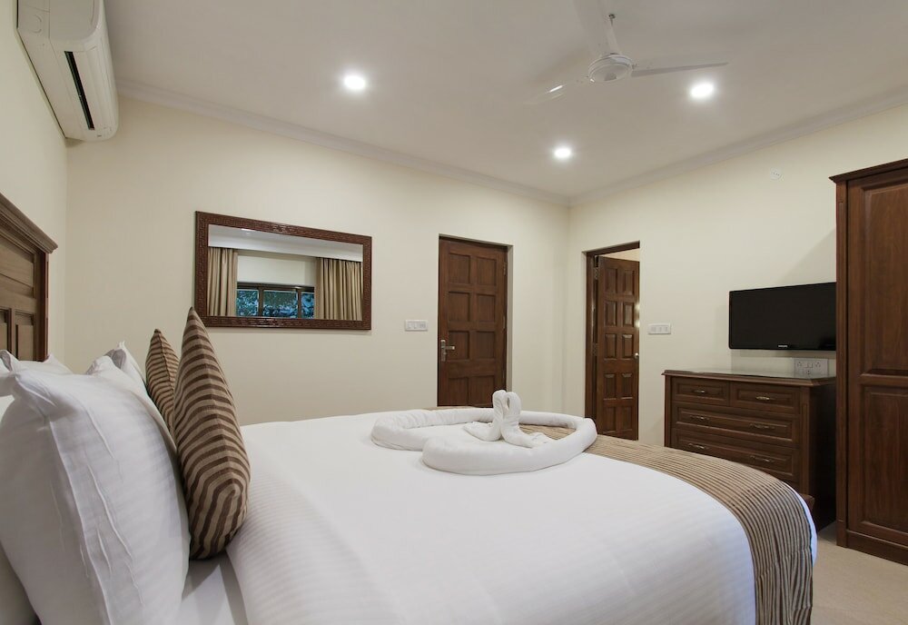 Фото Seashell Suites and Villas