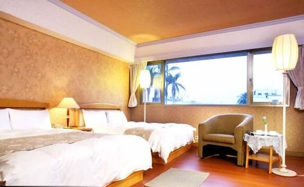 Фото отеля 2