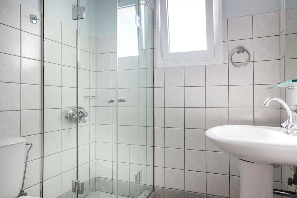 Фото Marias Garden Apartments