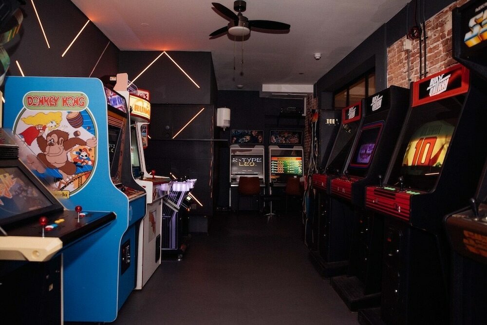 Фото The Arcade Hotel