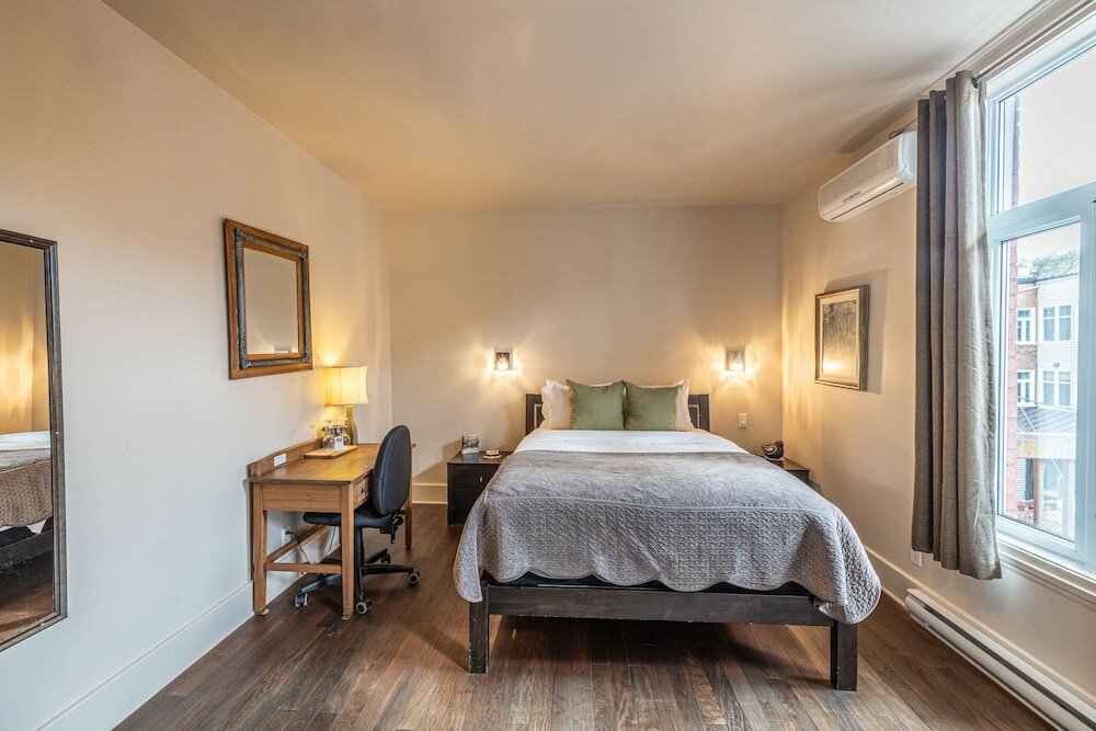 Фото Petit Hôtel Café Krieghoff