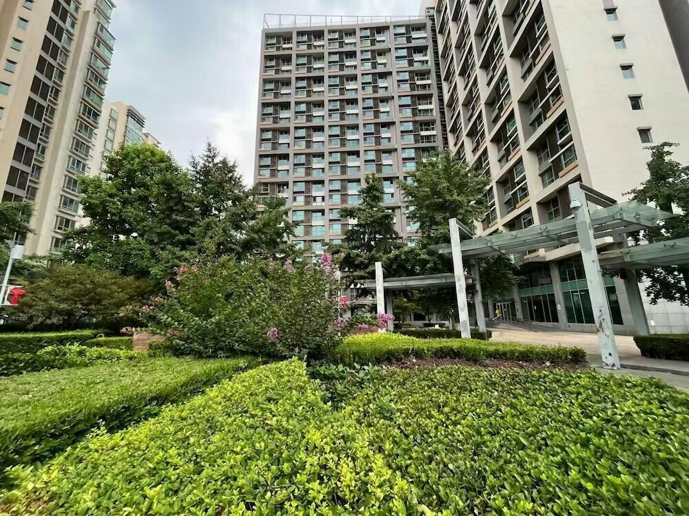 Apartments Yasmine Seasons Park Apartment Hotel, Beijing, photo