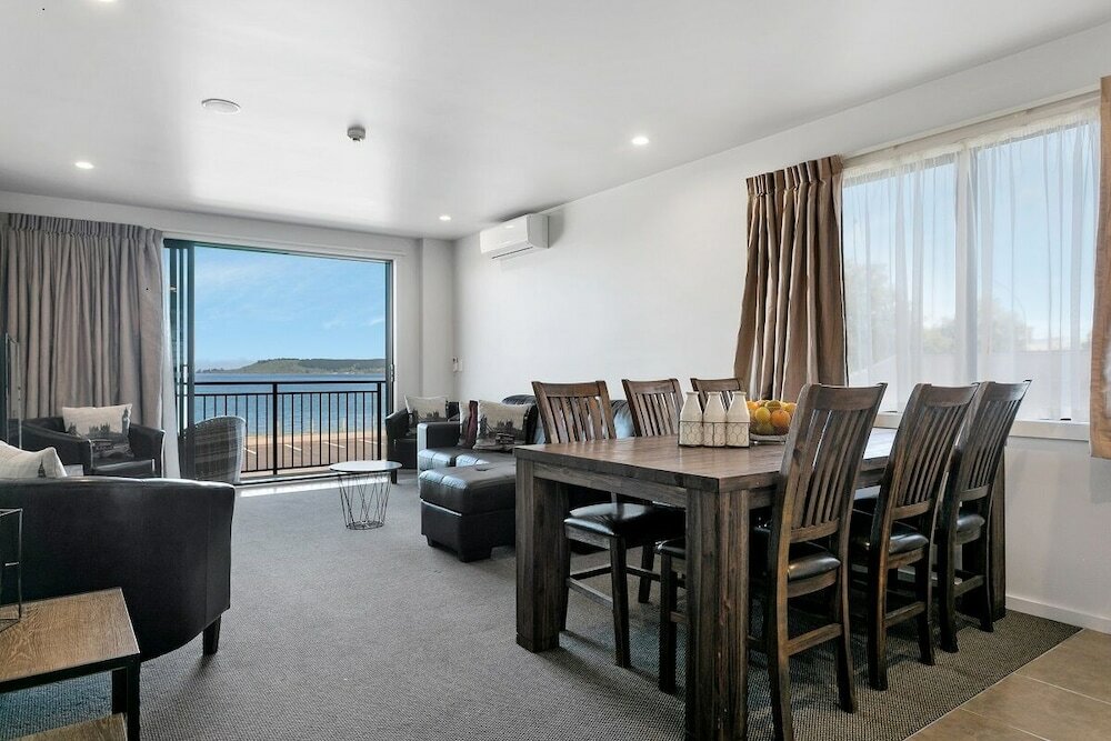 Фото Acacia Lakeview Motel