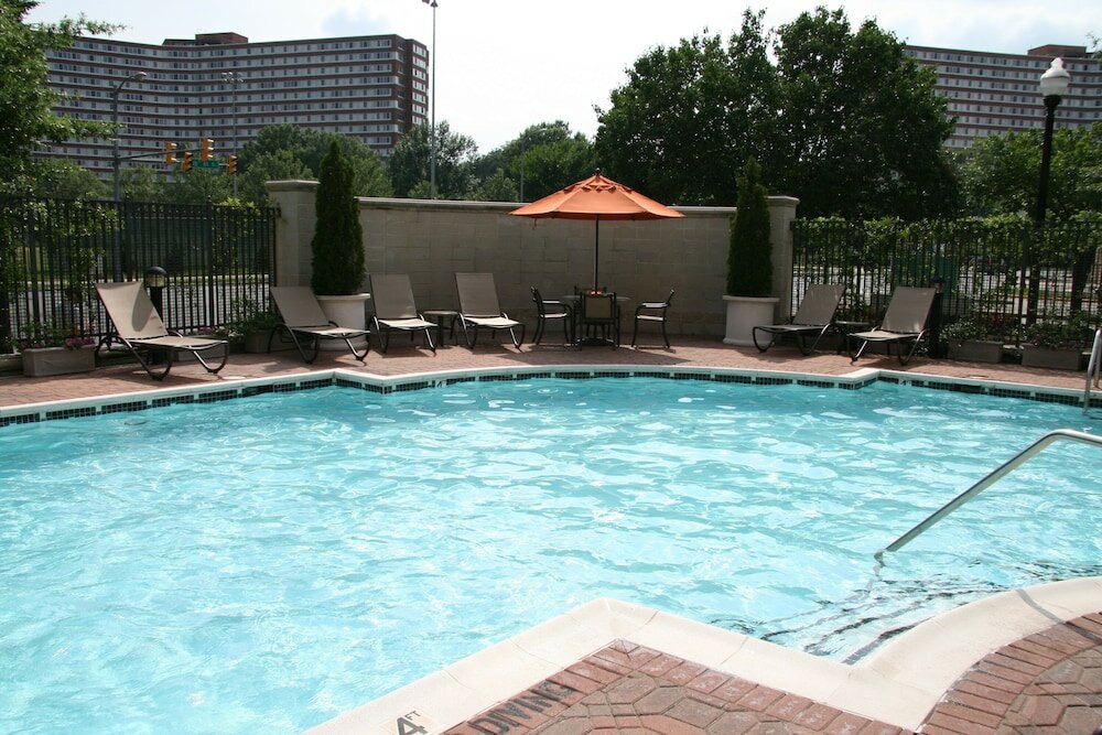 Фото Instrata by Executive Apartments