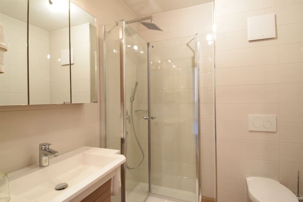 Фото Aparthotel Donaustern