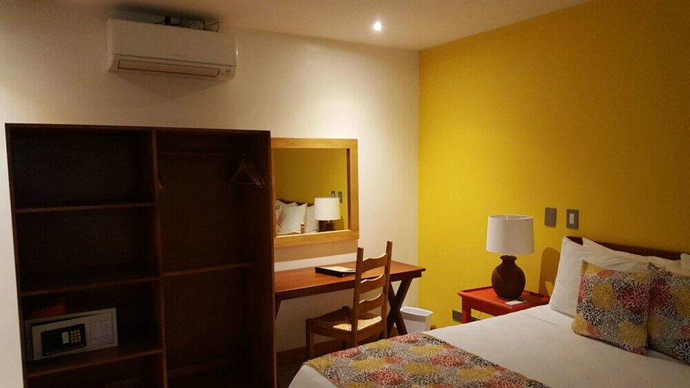 Фото Olas Verdes Hotel