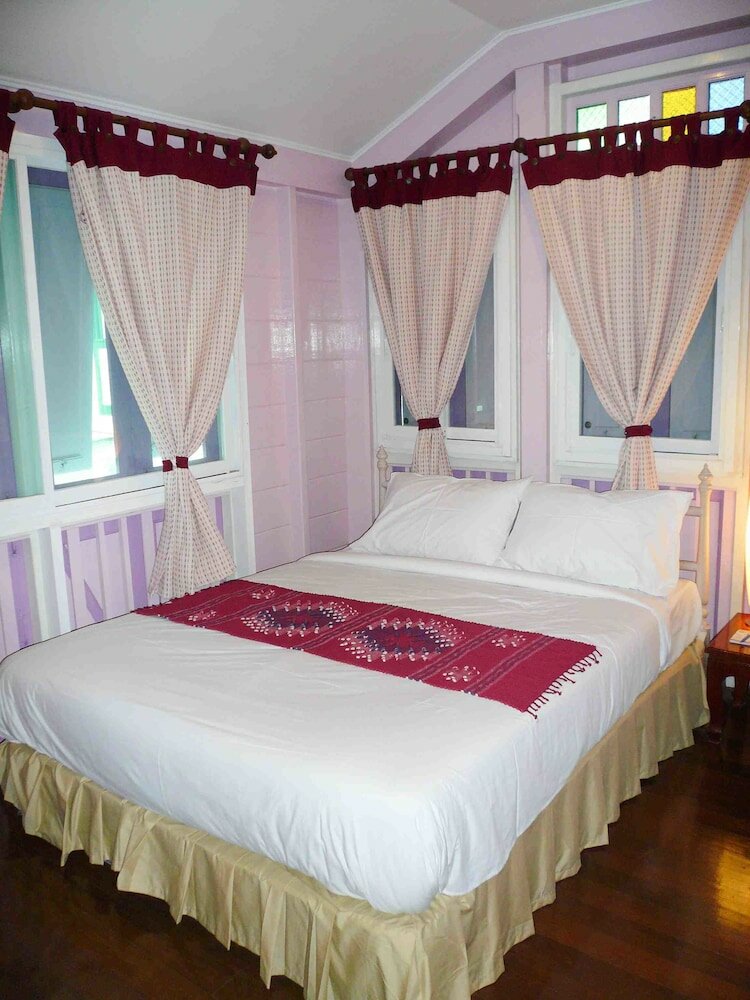 Фото Samsen sam Place