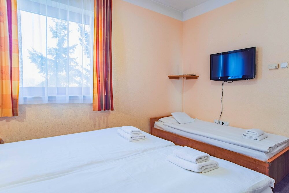Фото Homoky Hotels Bestline Hotel