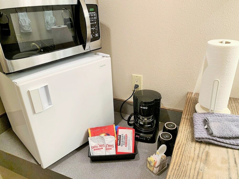 Фото Breakers Boutique Inn