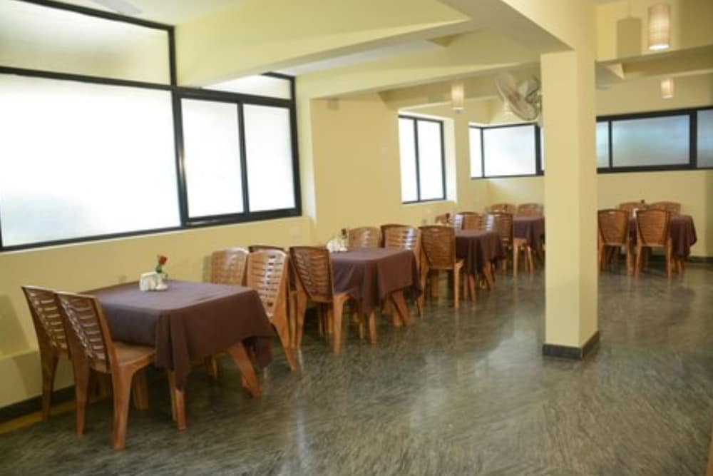 Фото Betelnut Inn Mrkt by Splenor