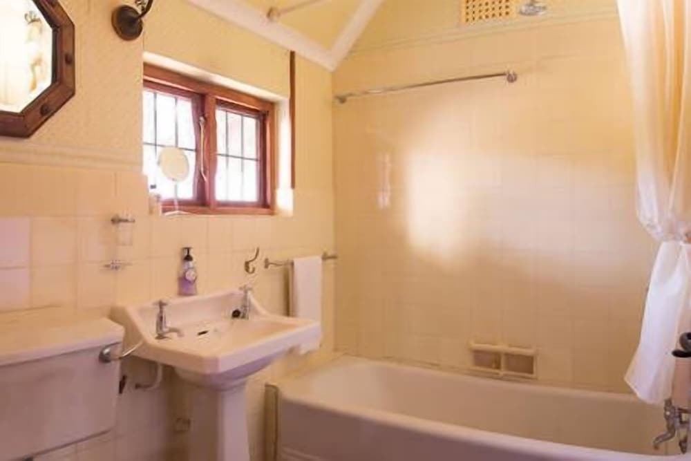 Фото Constantia Woods