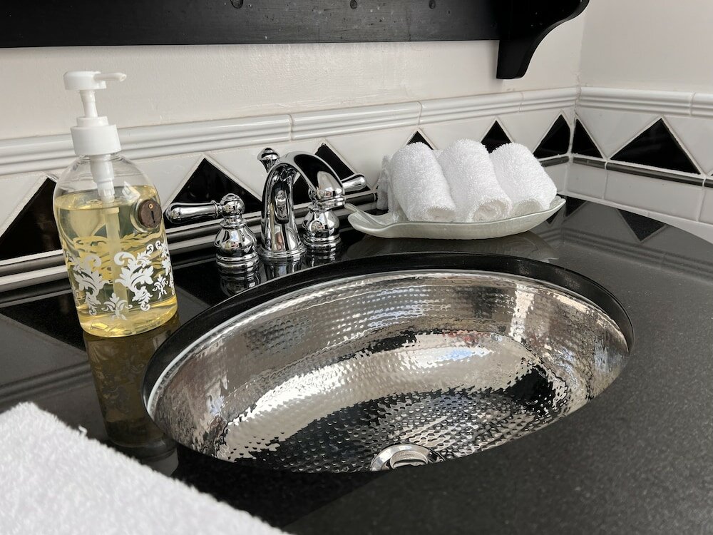 Фото Frederick William House