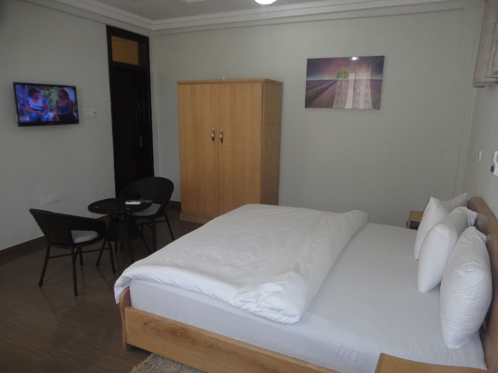 Фото Tenack Beach Resort