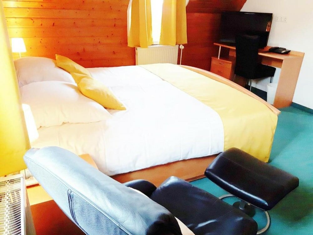 Фото Hotel Restaurant Erbprinz Walldorf