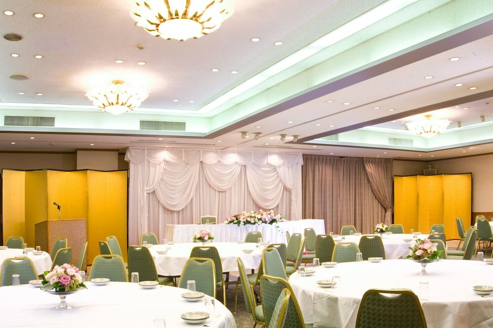 Фото Kochi Sunrise Hotel