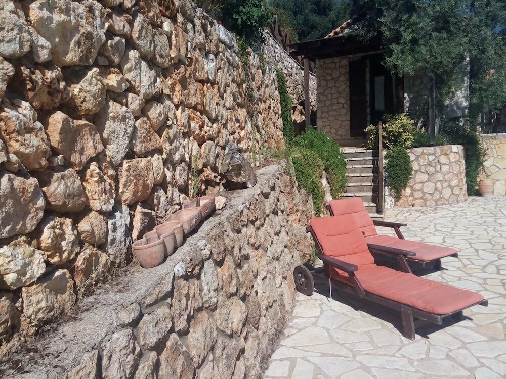 Фото Arethousa Villas