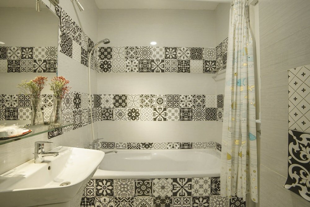 Фото Sense Legend Hotel