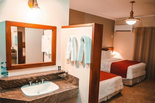 Гостиница Hotel Ot в Трес-Лагоасе