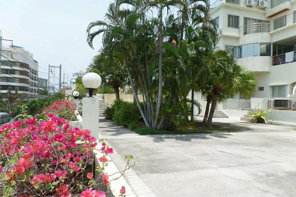 Hotel Westbury Residence, Pattaya, photo