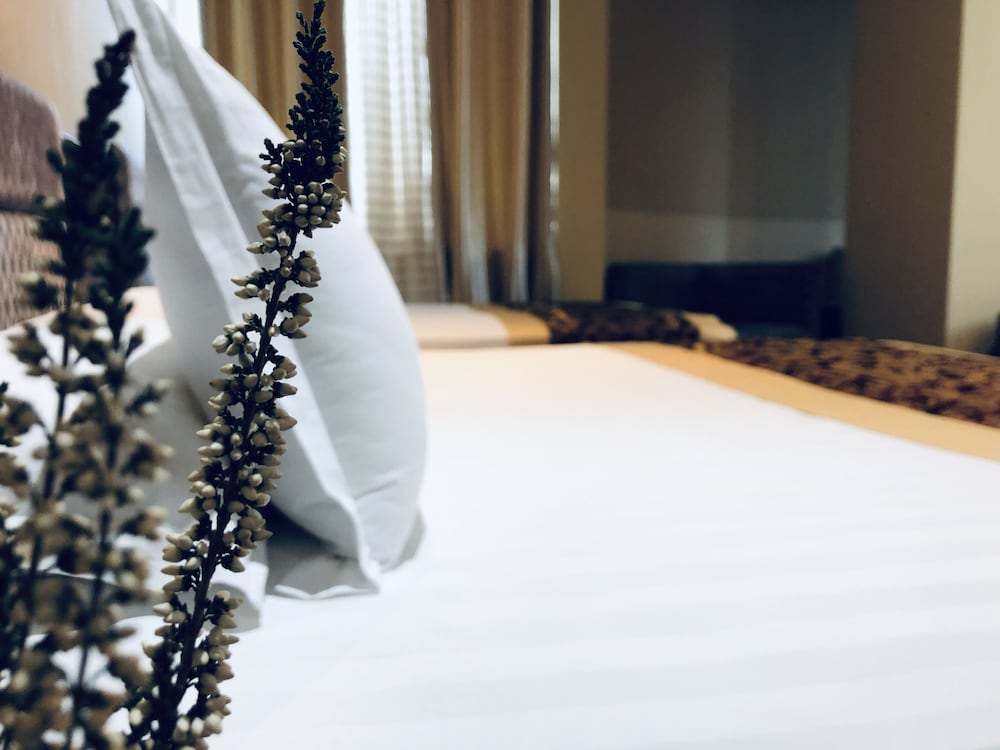 Фото Hotel Kompleksi Arifi