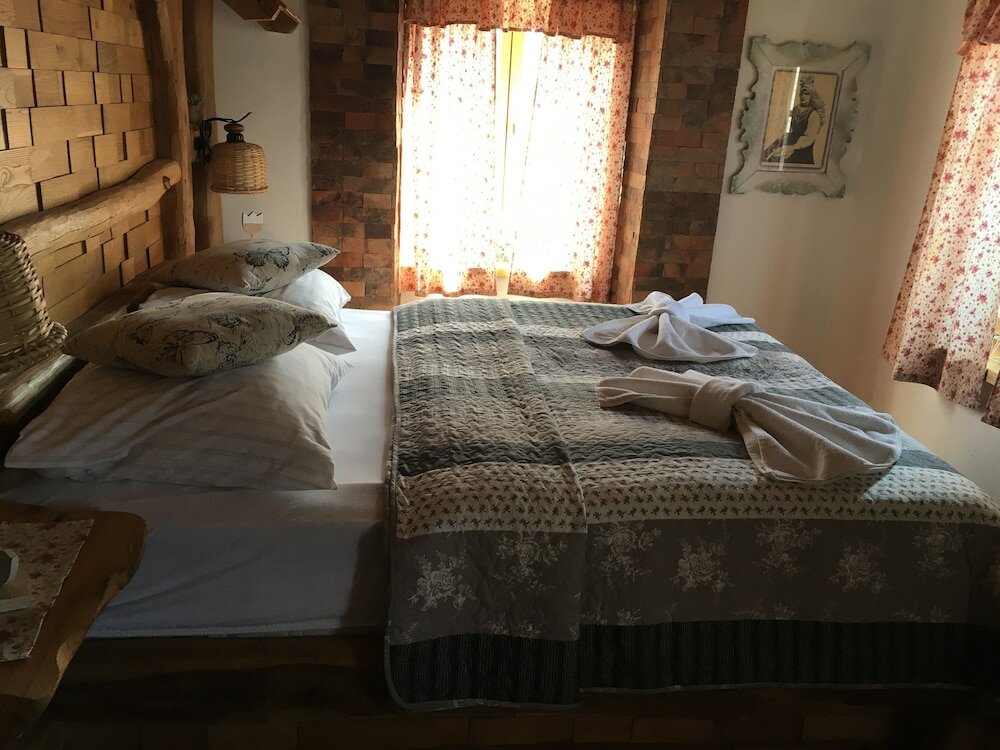 Фото Old Bled House