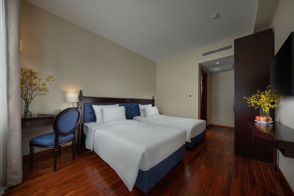 Фото Sunline Hotel