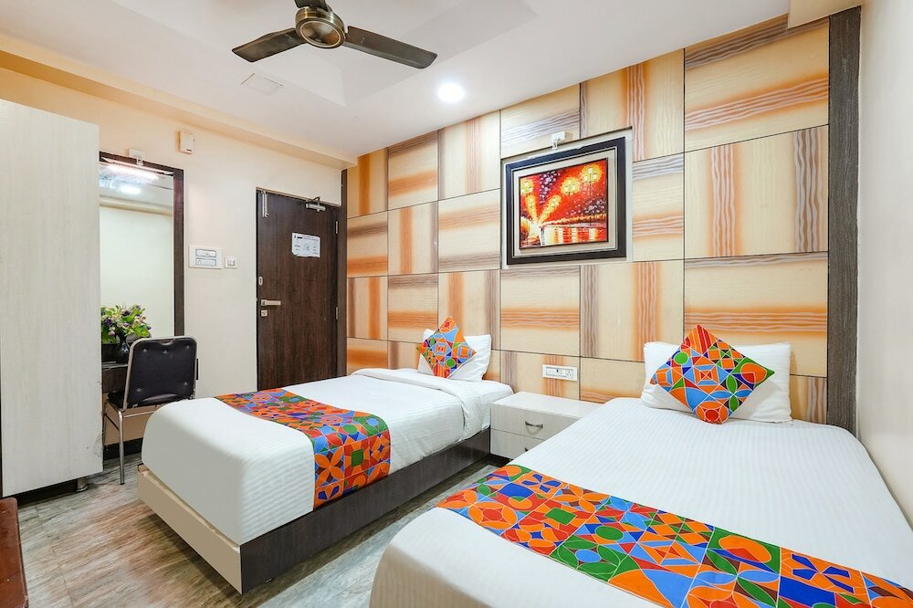 Фото Fabexpress Raj Supreme Residency