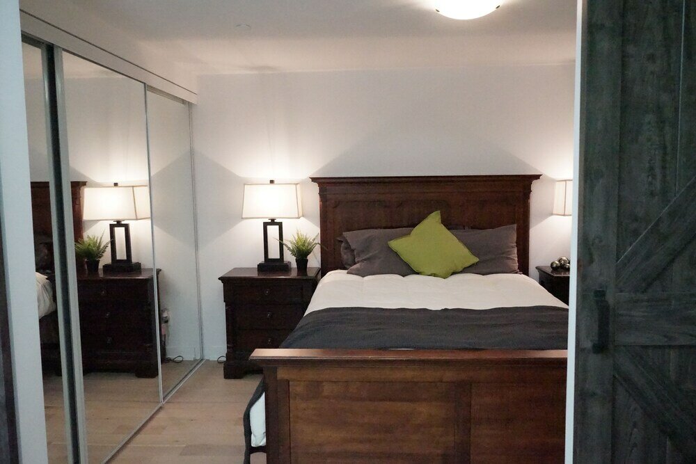 Фото RivetStays - The Atlantis