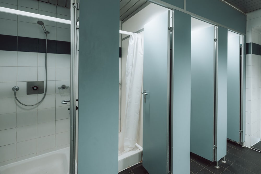 Фото Vevey Hotel & Guesthouse