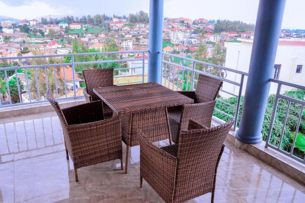 Фото The Keza Hotel and Apartments