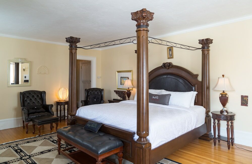 Фото Grey Gables Inn