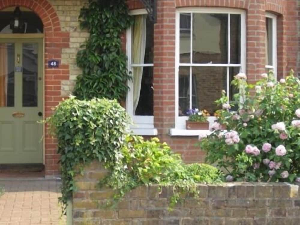 Фото Grange Guest House