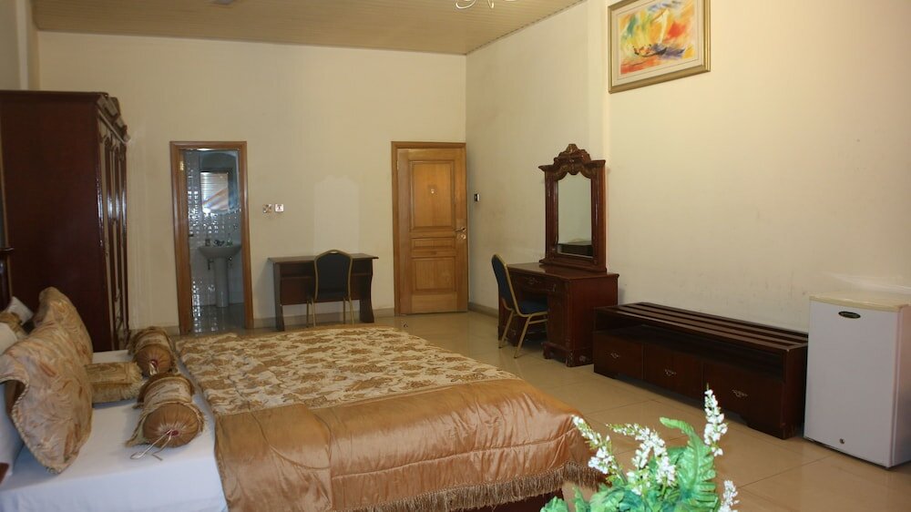 Фото Crown Liberty