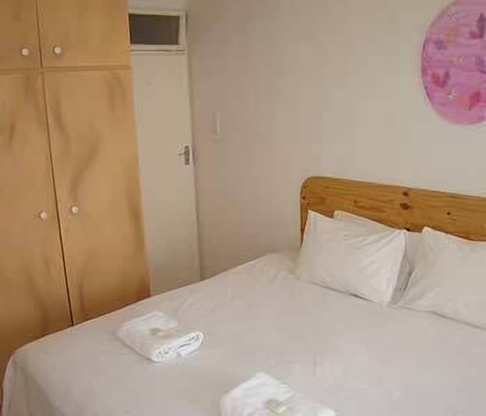 Фото Louhallas Bed & Breakfast