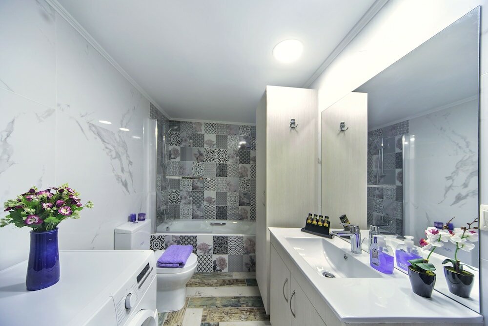 Фото Kasteli Suites