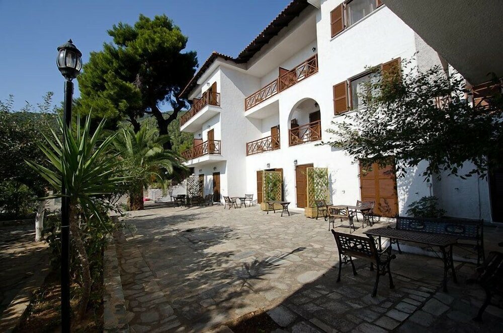 Фото Delphi Hotel