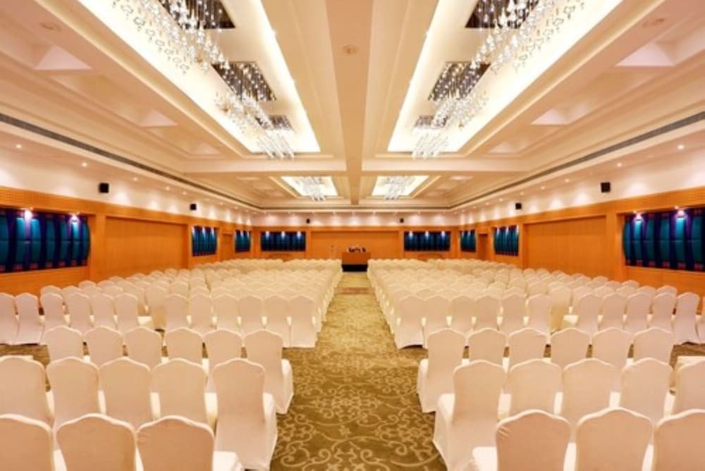 Фото Greenpark Chennai