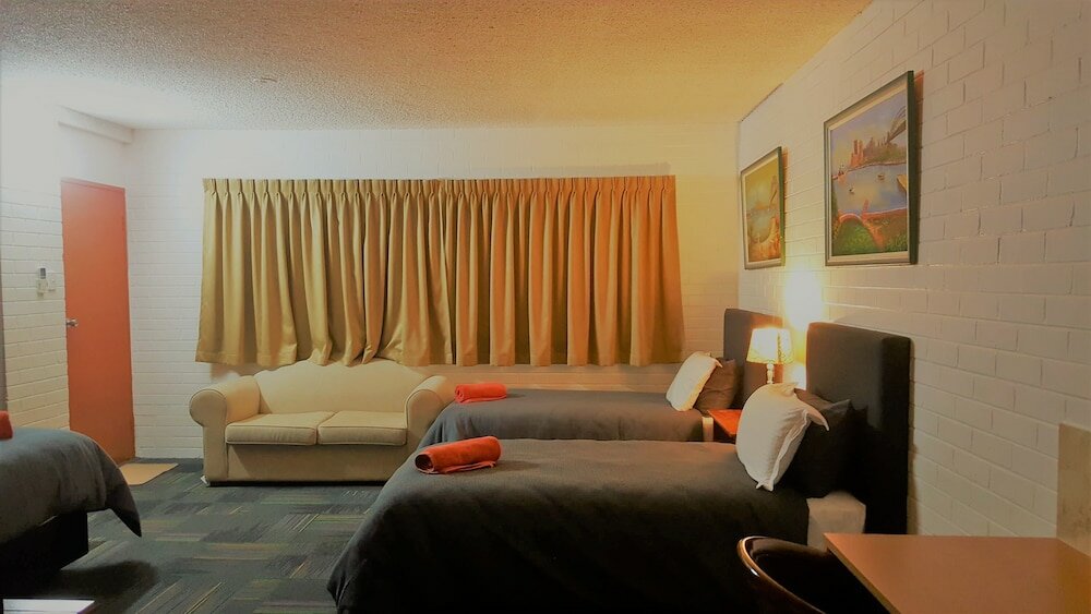 Фото New Olympic Motel