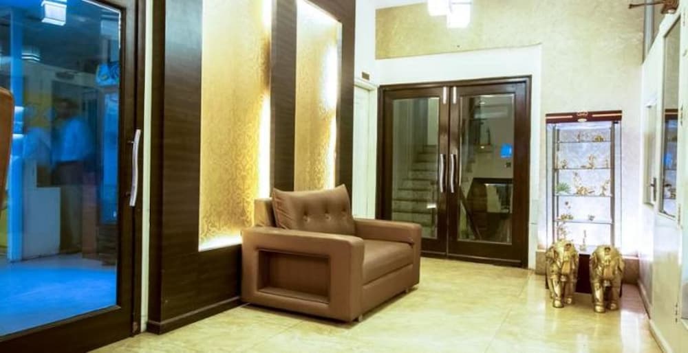 Фото Hotel Cj International