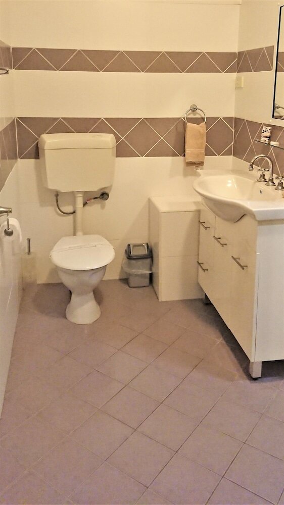 Фото New Olympic Motel