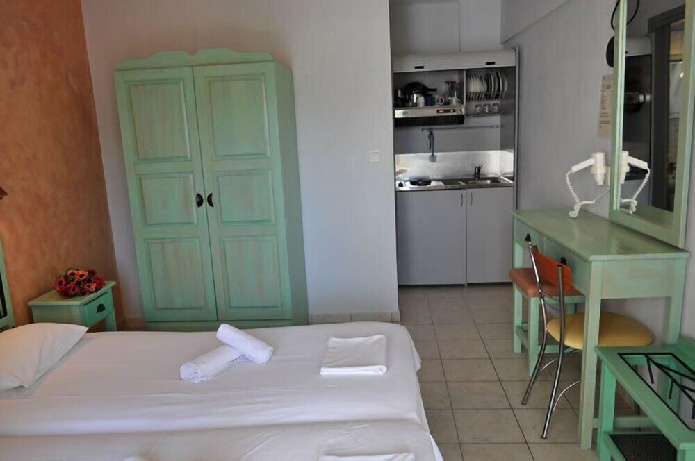 Фото Hotel Limenaria Beach