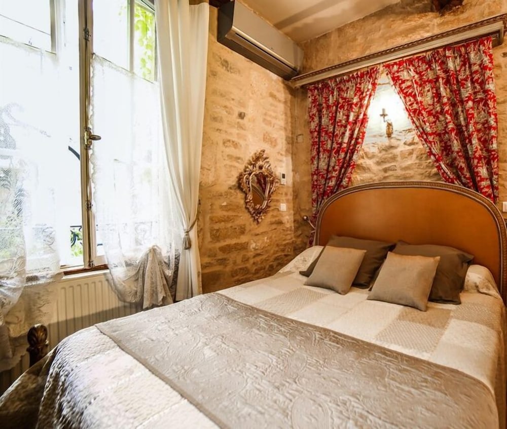 Фото Le Petit Tertre